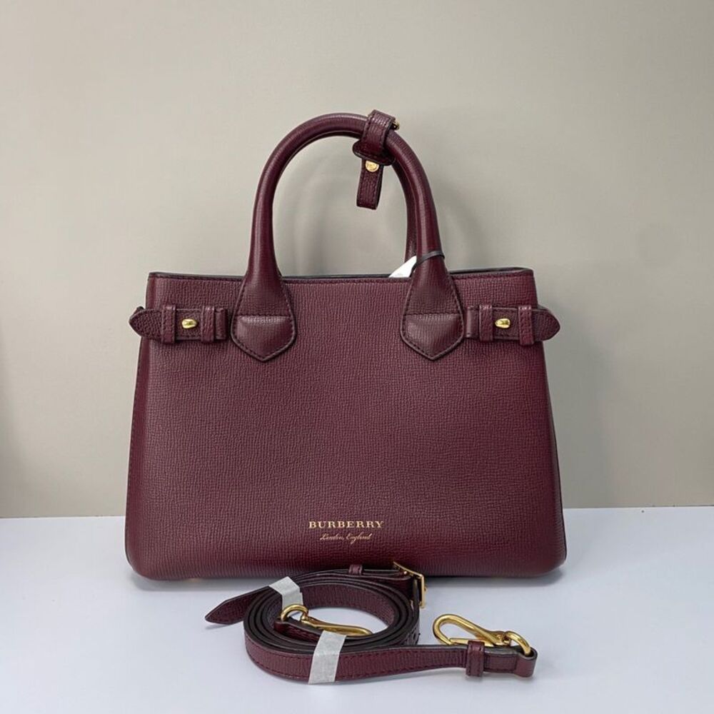 Burberry Women Pre-Loved Bag Very Good Condition